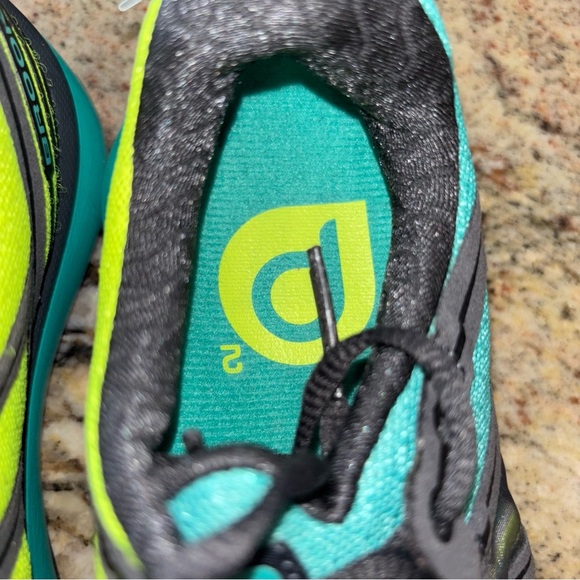 Brooks PureGrit 2 Trail Running shoes NEW - Picture 4 of 10